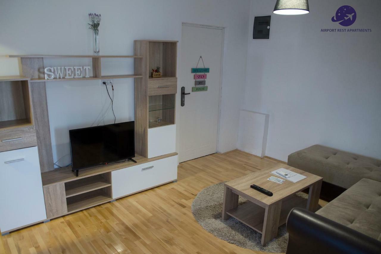 Airport Rest Apartments Bělehrad Exteriér fotografie